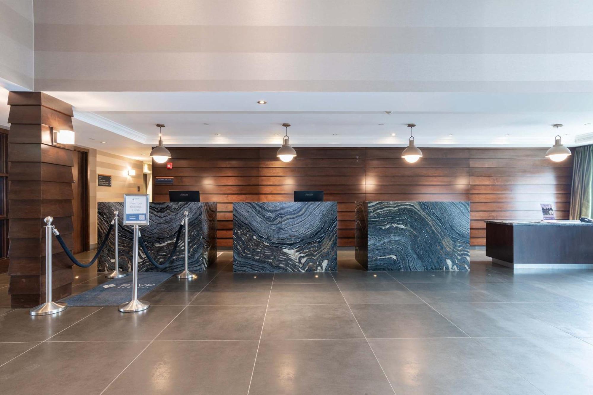 Sandman Hotel Abbotsford Airport Exteriér fotografie